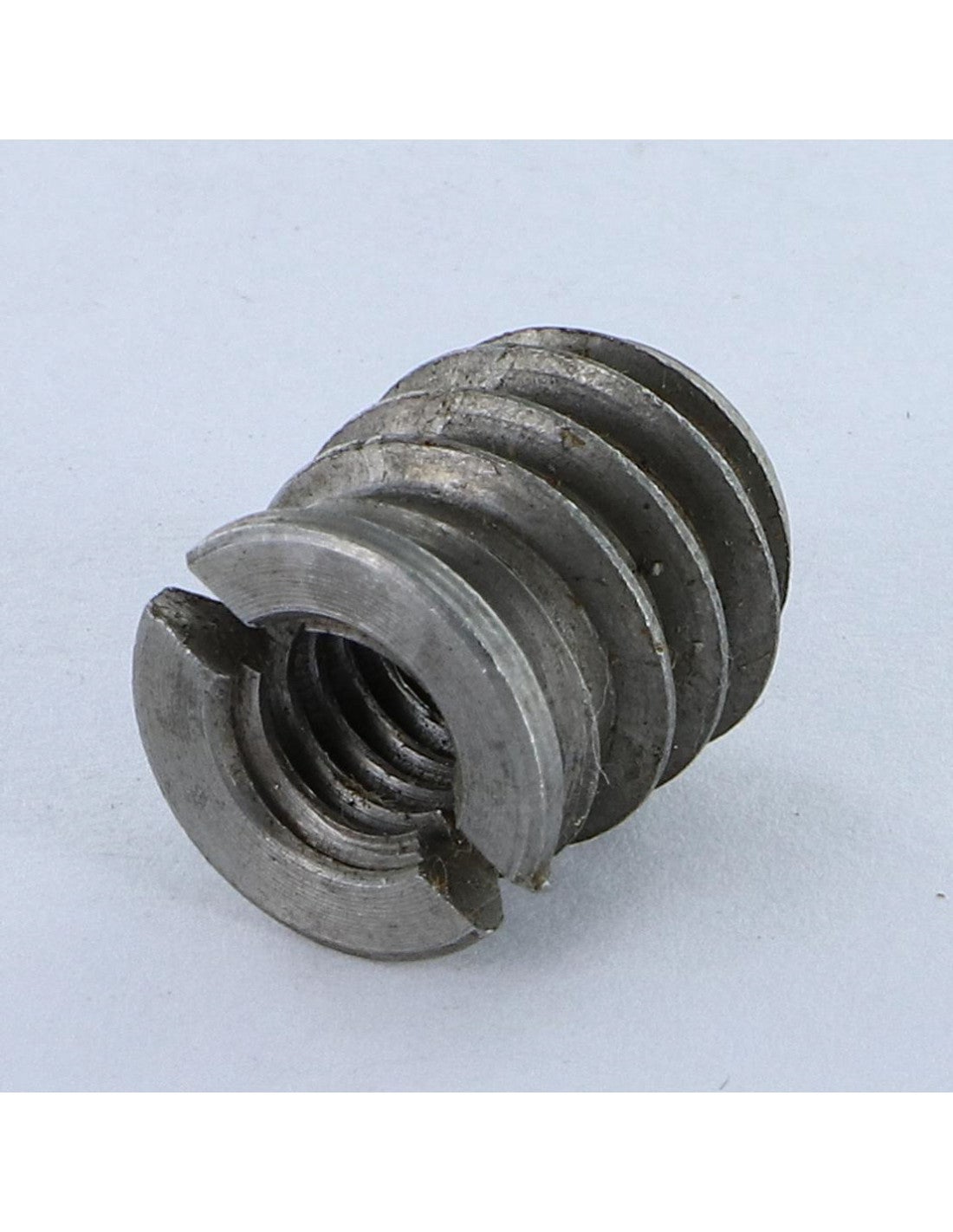 Insert fileté bois fendu Acier brut M8 Pas de 150 14X17-30 pièces ...