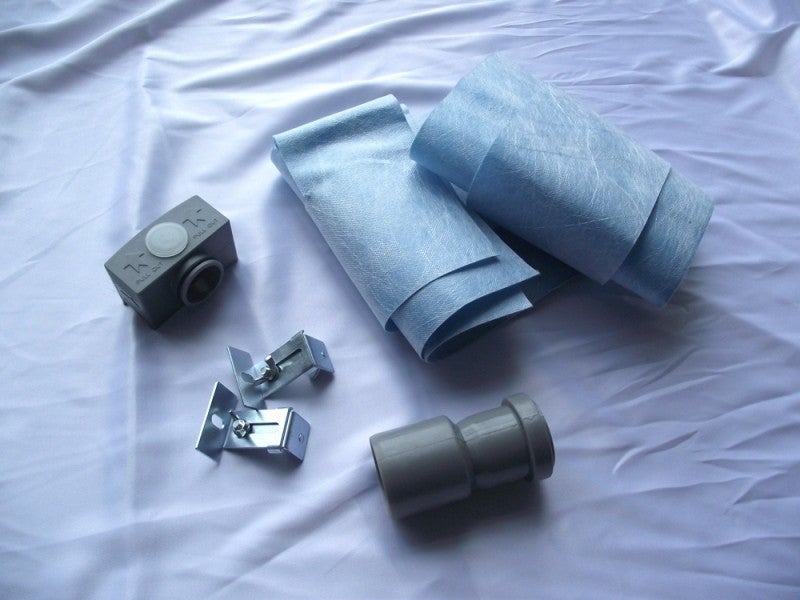 BERNSTEIN - Caniveau de douche en acier inoxydable GL01 pour cabine de douche - cache évacuation en verre noir - longueur 70cm - 3