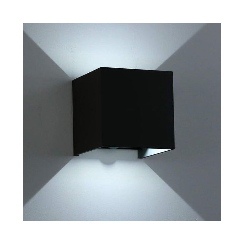 Zewnętrzna lampa ścienna z czujnikiem ruchu, 12W LED, IP65, do ogrodu, korytarza i sypialni.