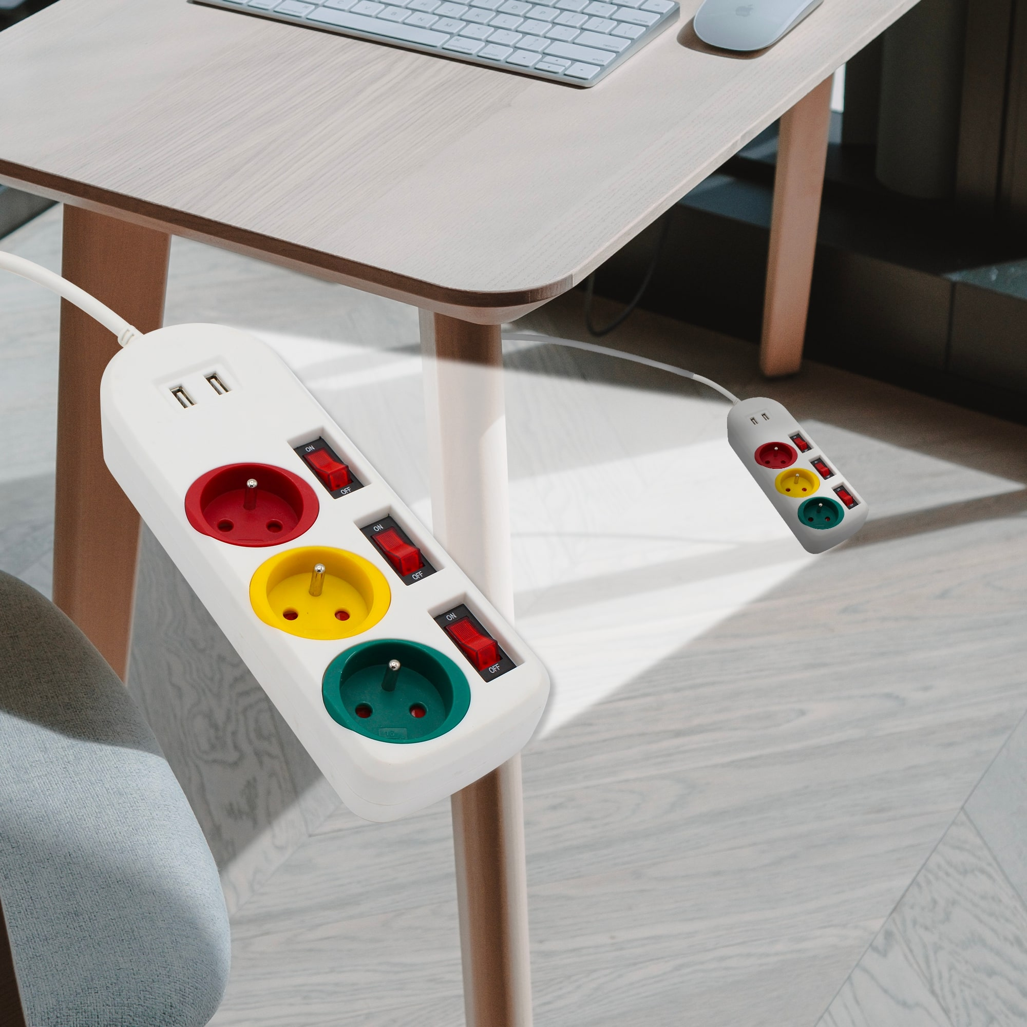 FISHTEC - Multiprise Trio Color - 3 prises avec interrupteurs individuels + 2 ports USB - 1,8 m - 3680W - ABS robuste - Maison ou bureau - 5