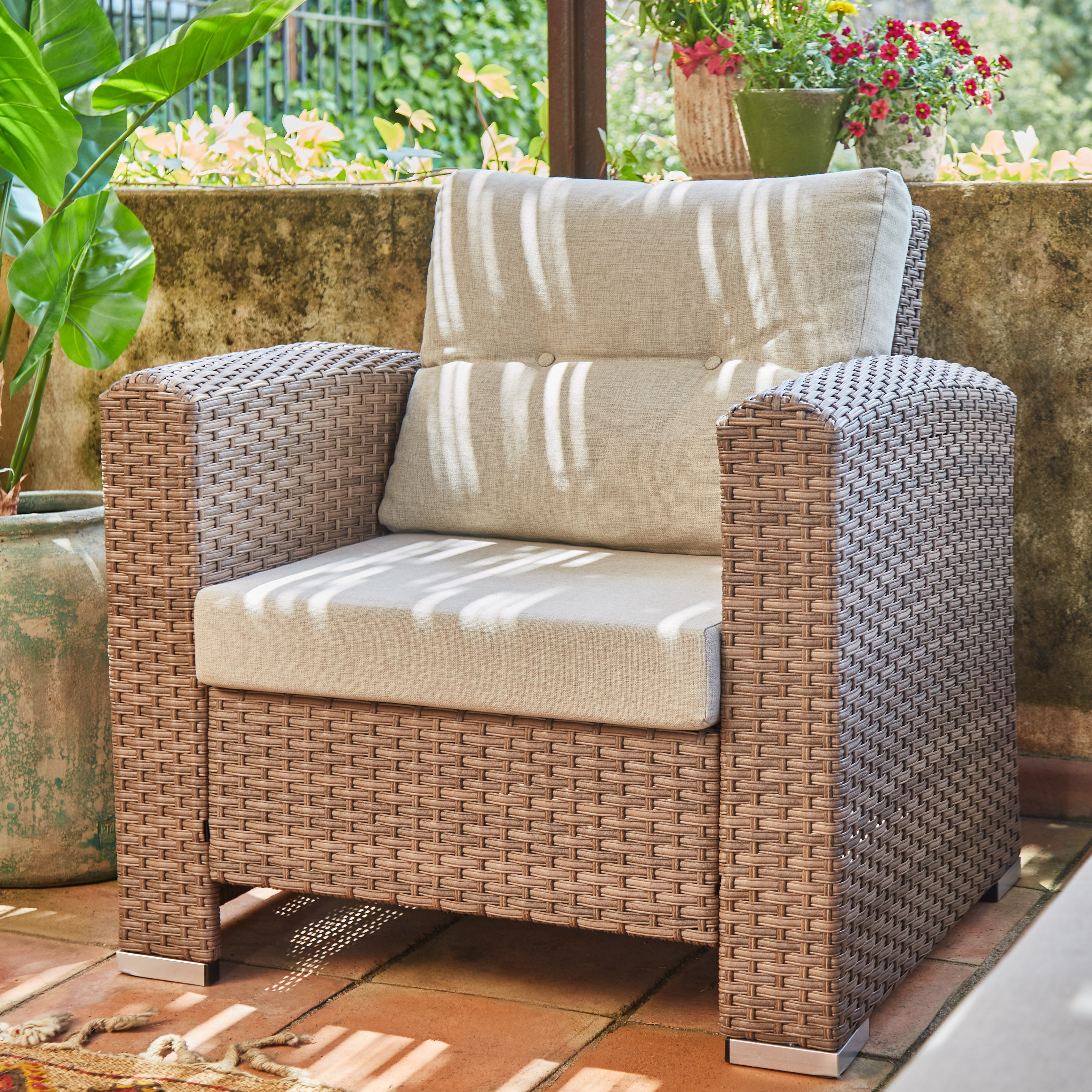 Poltrona in alluminio e rattan sintetico con cuscini - Bolonia - 5