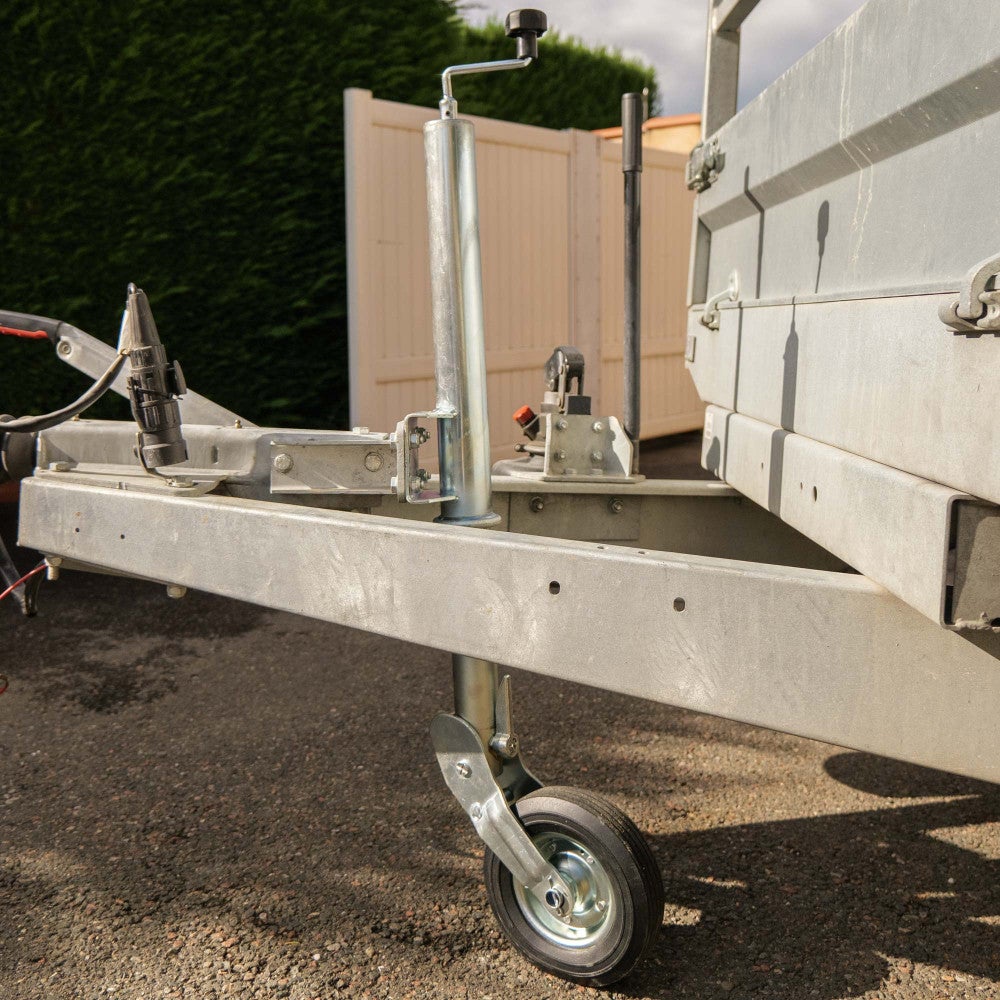 Roue Jockey - 500kg - Tube acier 60mm - Escamotable - Bride de fixation soudée multi-trous - Universelle tous types de remorques - 4