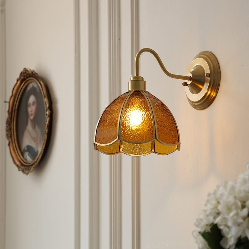 Applique, Lampada da comodino vintage, Lampade da parete in ottone con paralume in vetro, Lampada da parete per interni (senza lampadina) | Leroy Merlin Applique, Lampada da comodino vintage, Lampade da parete in ottone con paralume in vetro, Lampada da parete per interni (senza lampadina) | Leroy Merlin