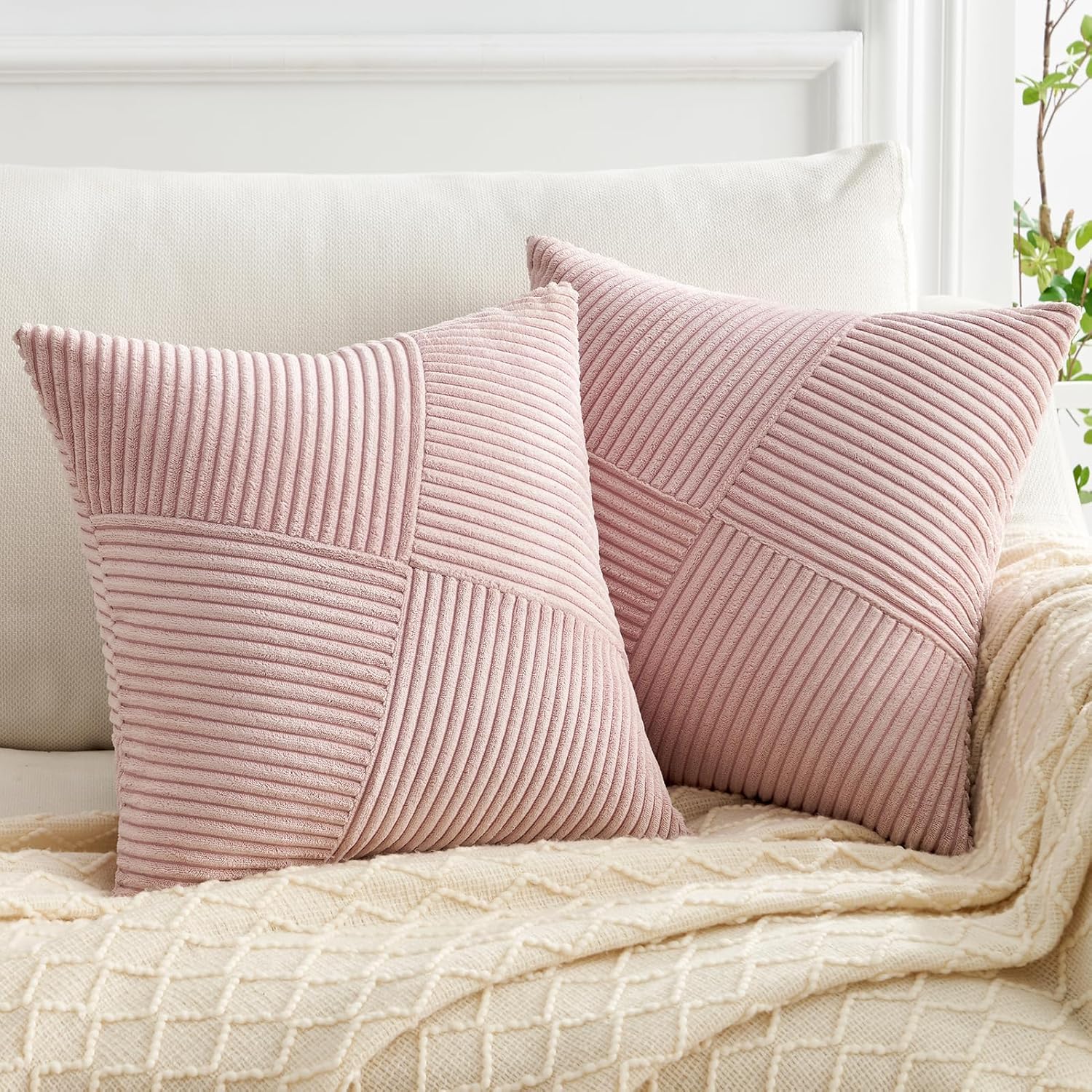 Poszewka na Poduszkę Różowa 45x45 z Super Miękkiego Sztruksu Sofa Wzór w Paski Patchwork Dekoracja Dom Salon Sypialnia na Kanapę Zestaw 2 szt.