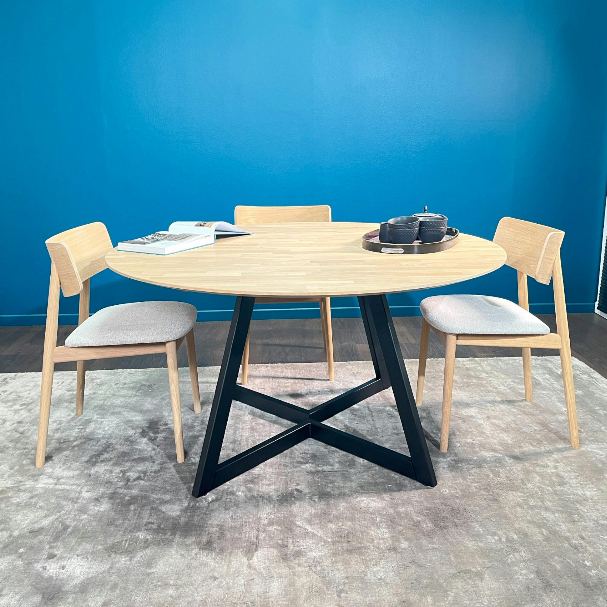 Zepneiy Table à Manger Extensible Avec Plateau De Table Et Pieds En Colonne, Design Moderne Pour Salon, Bureau à Domicile Et Cuisine, Noir Et Blanc, 99-159 X 74 Cm