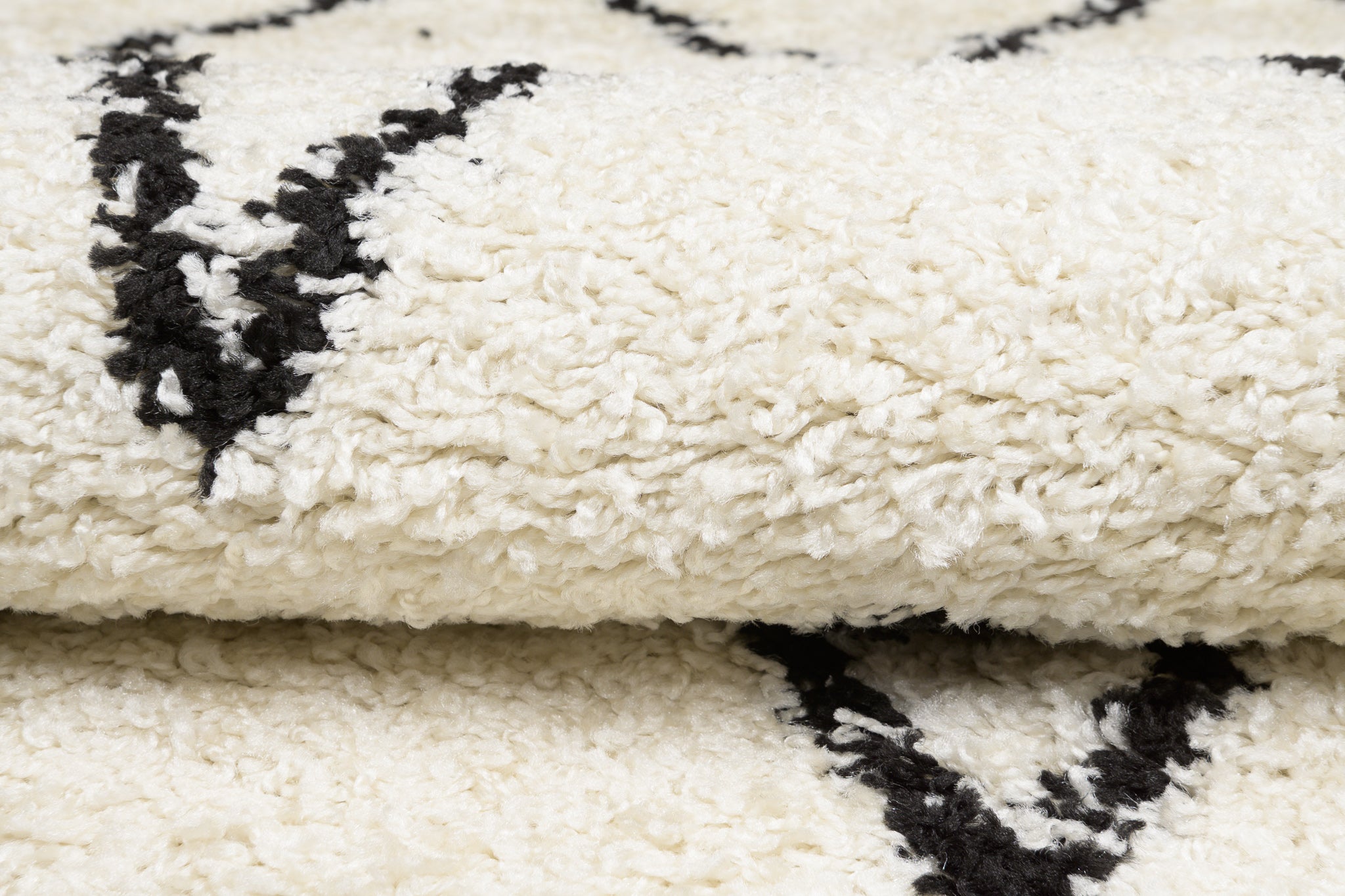 TAPISO Delhi Tapis de Salon Séjour Chambre Enfant Crème Noir Losanges Shaggy Super Doux Poils Longs 60 x 100 cm - 4