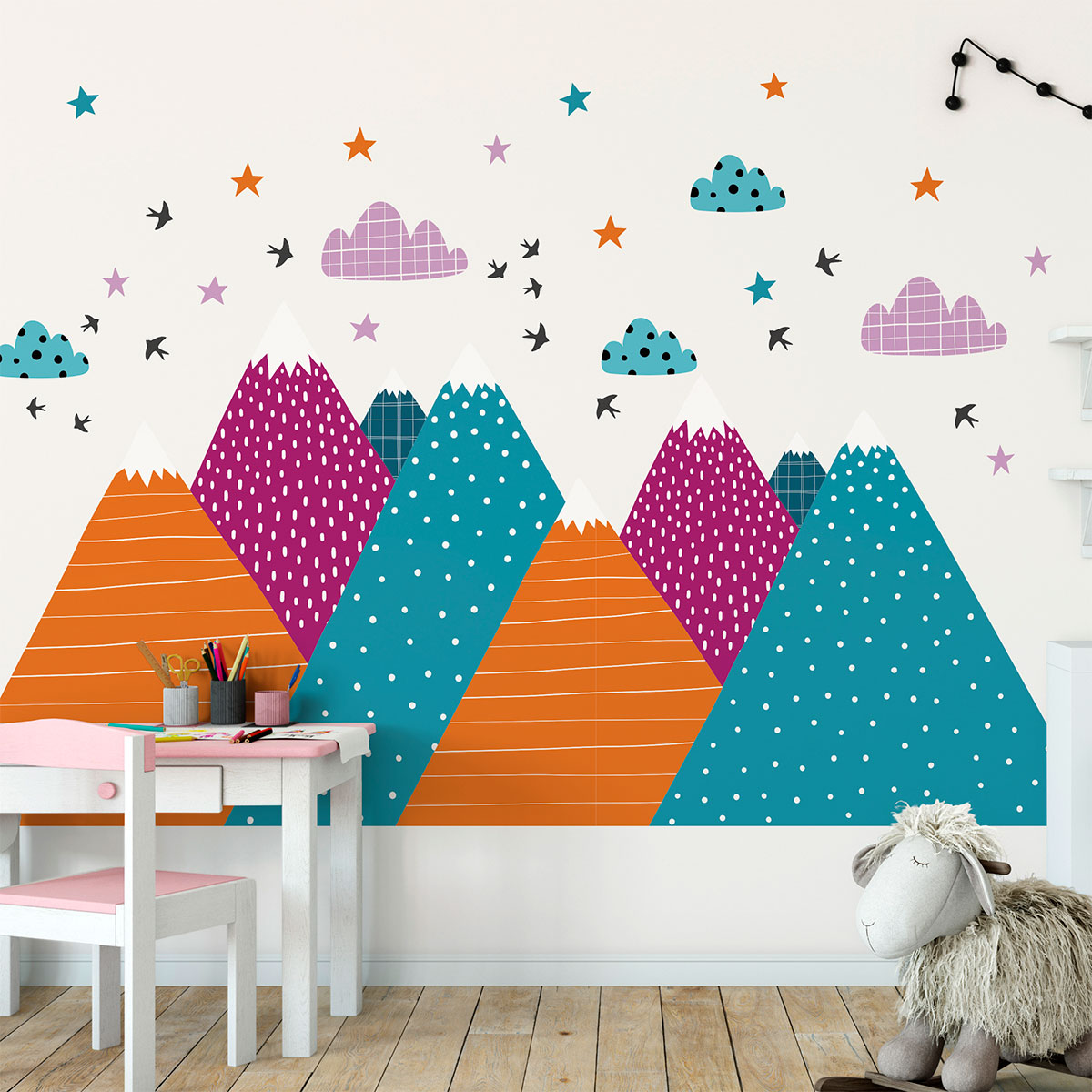 Vinilo niño escandinavo de montaña nitika - adhesivo de pared - revestimiento sticker mural decorativo - 90x135cm