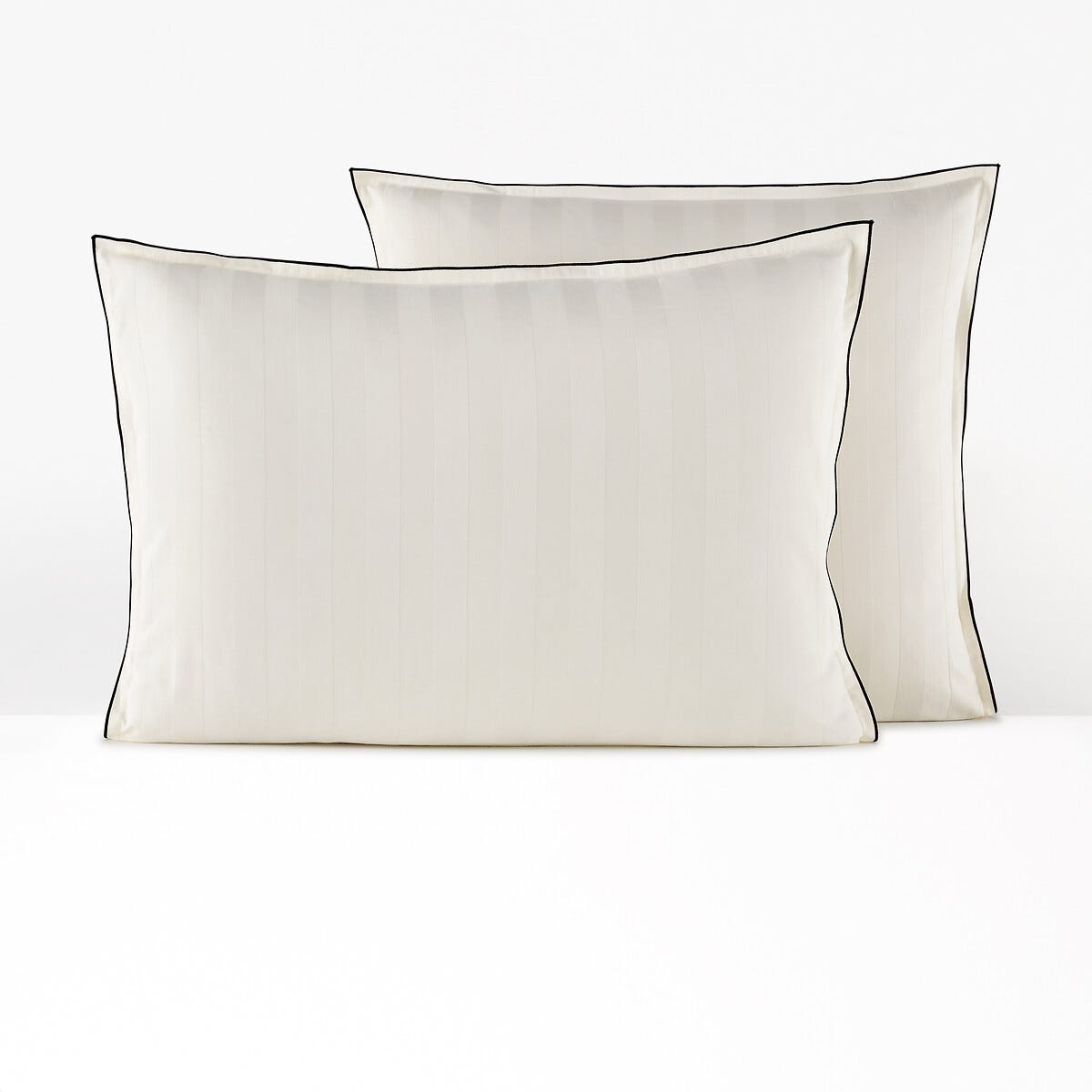 Lot de 2 Taies d'Oreiller Flanelle Beige 50x70 | Douces & Chaudes Lot de 2 Taies d'Oreiller Flanelle Beige 50x70 | Douces & Chaudes