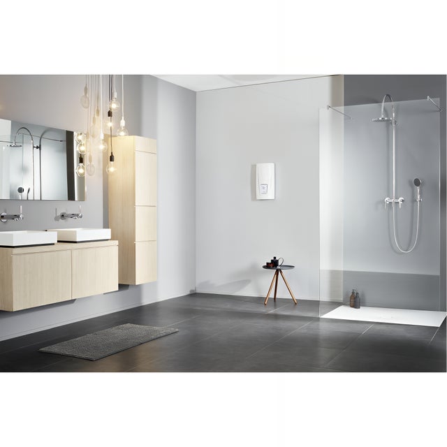 Chauffe-eau compact instantané triphasé 380V DSX Touch 27kW 39A livre avec télécommande