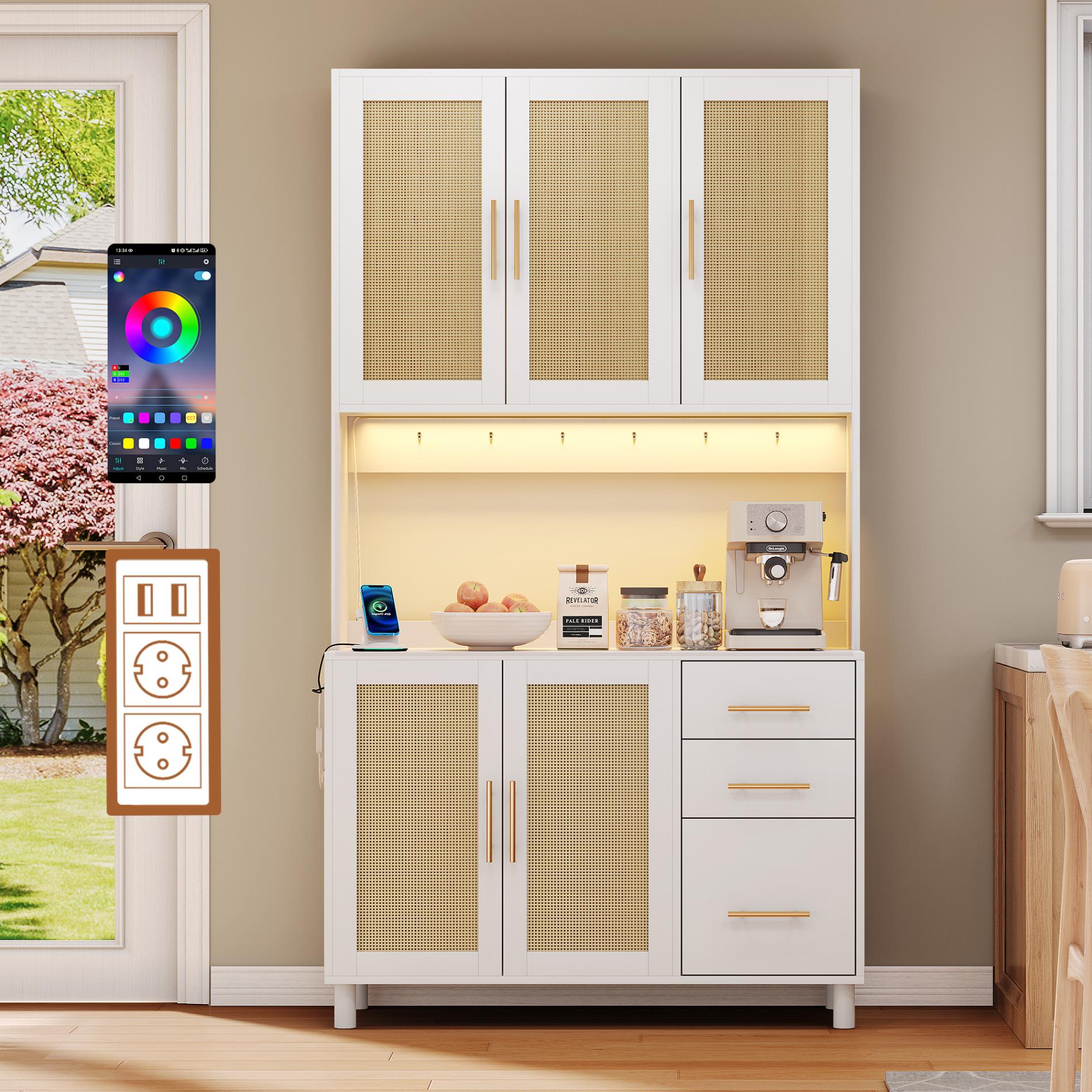 Komoda rattanowa z wielokolorowymi diodami LED, USB, gniazdkami, 3 szufladami, regulowanymi półkami i złotymi metalowymi uchwytami