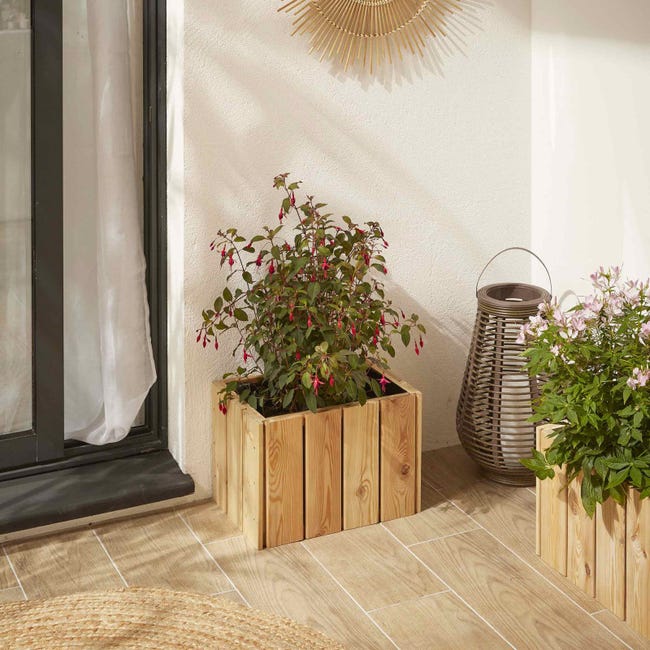 Bac à fleurs carré en bois Douglas non traité - Design - Mon Petit Potager Bac à fleurs carré en bois Douglas non traité - Design - Mon Petit Potager
