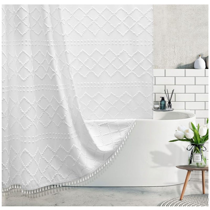 Perdea de duș din material textil alb țesut, în stil boho, cu ciucuri – 183 x 183 cm – Stil modern, rustic și minimalist