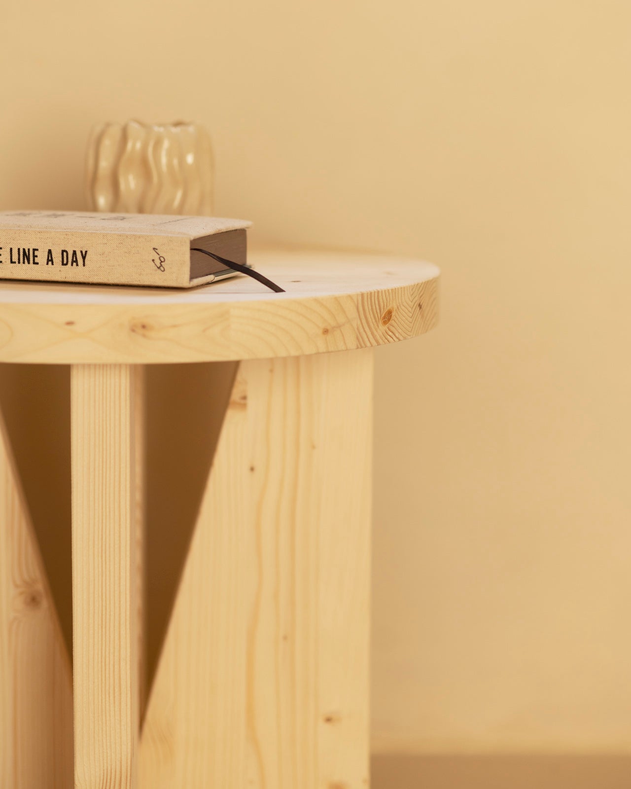 VEGA - Table de chevet en bois en ton beige de 40x40cm - DECOWOOD - 4