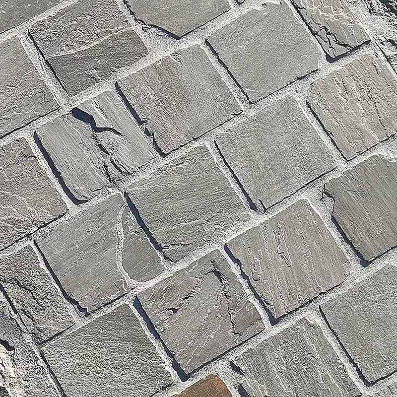 Pavés Grès Kandla Gris - clivé - PIERRE ET PARQUET - 14 x 20 x ép. +/- 2 cm - 5