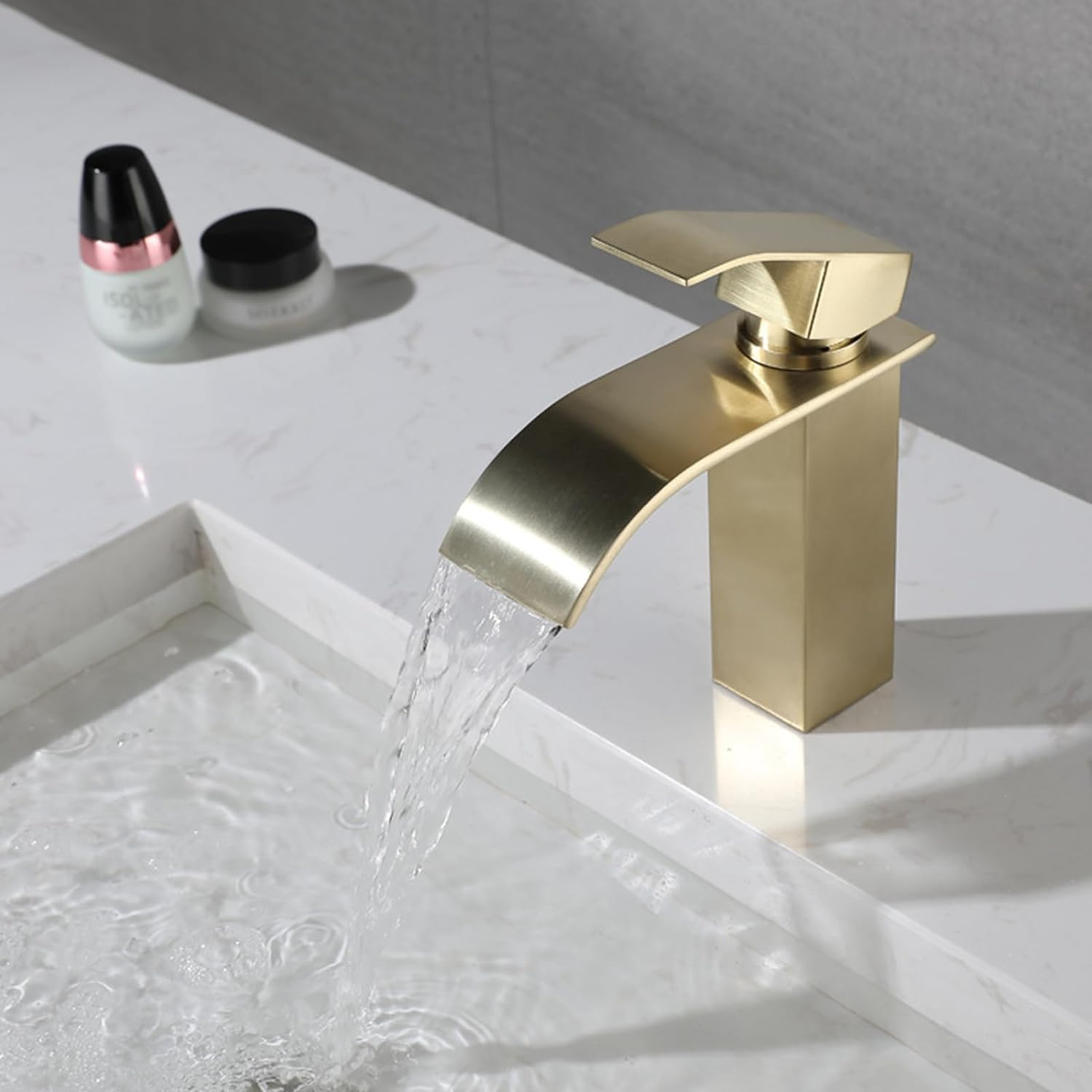 Robinet de lavabo à cascade or en acier inoxydable 304 Mélangeur chaud et froid pour salle de bains Robinet de lavabo à quart de cercle - 2