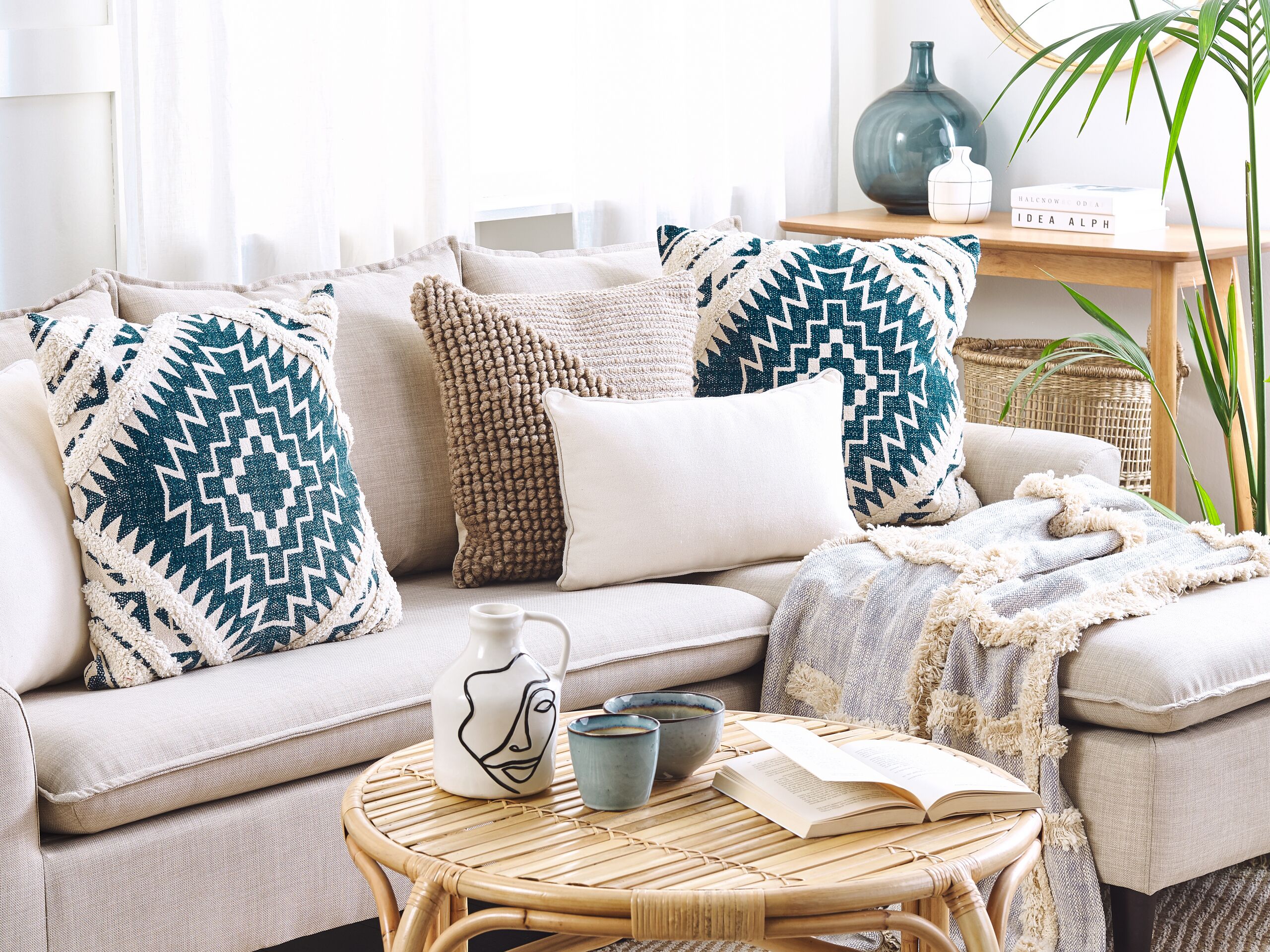 Beliani conjunto de 2 cojines decorativos safi algodón 50 x 50 cm azul patrón geométrico