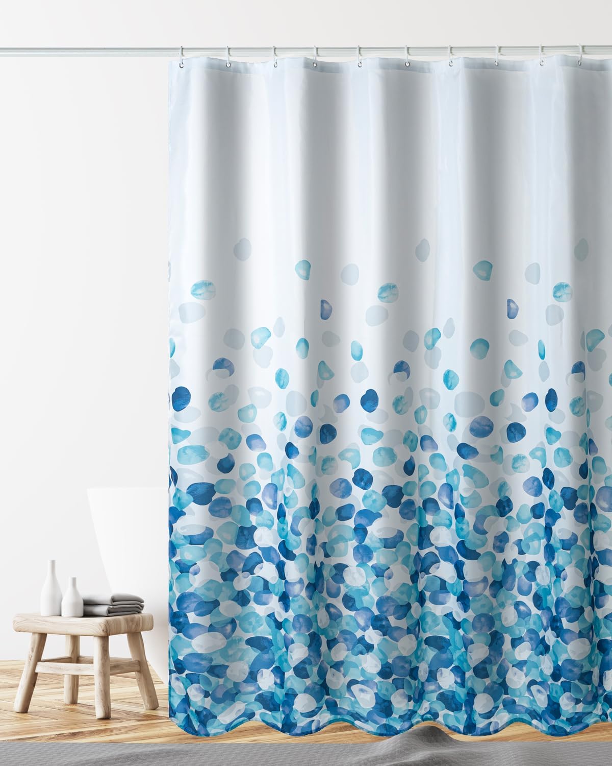 Zasłony prysznicowe - Poliester - 180L x 200Hcm - 1 sztuka - 12 haczyków w zestawie - Niebieskie płatki