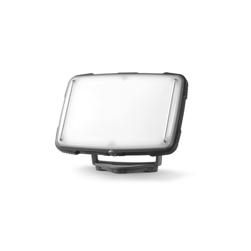 Przenośny panel LED o mocy 1200 lm zasilany bateryjnie. Akumulator litowo-jonowy.