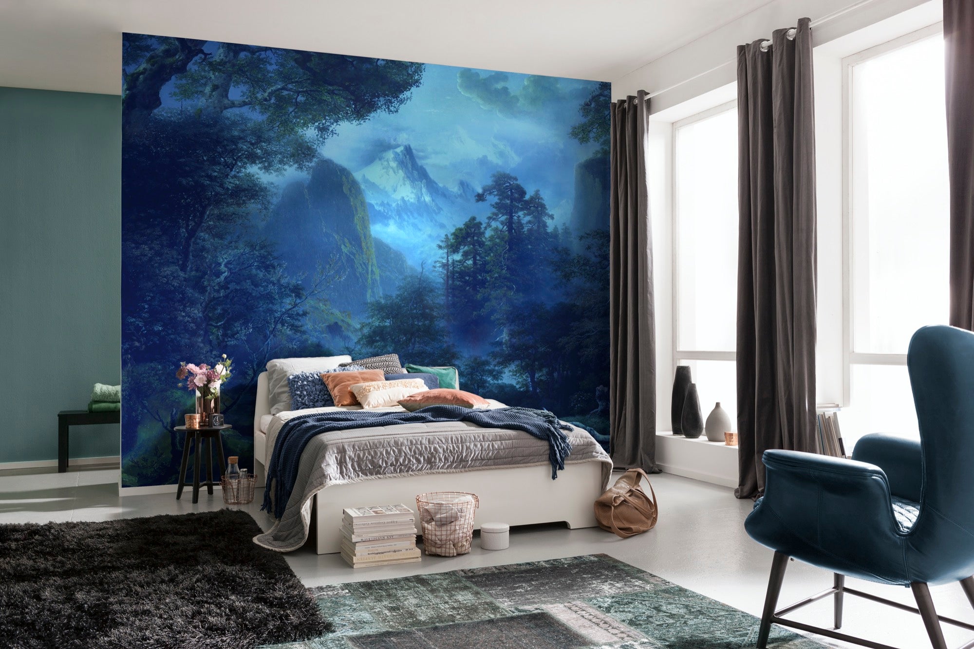 Fototapeta ciemny las niebieskimIzielonym - 400 x 280 cm - SANDERS &amp; SANDERS