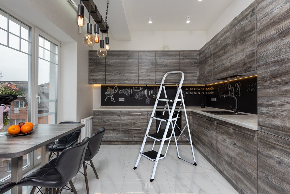 Escabeau pliable 4 marches - 2