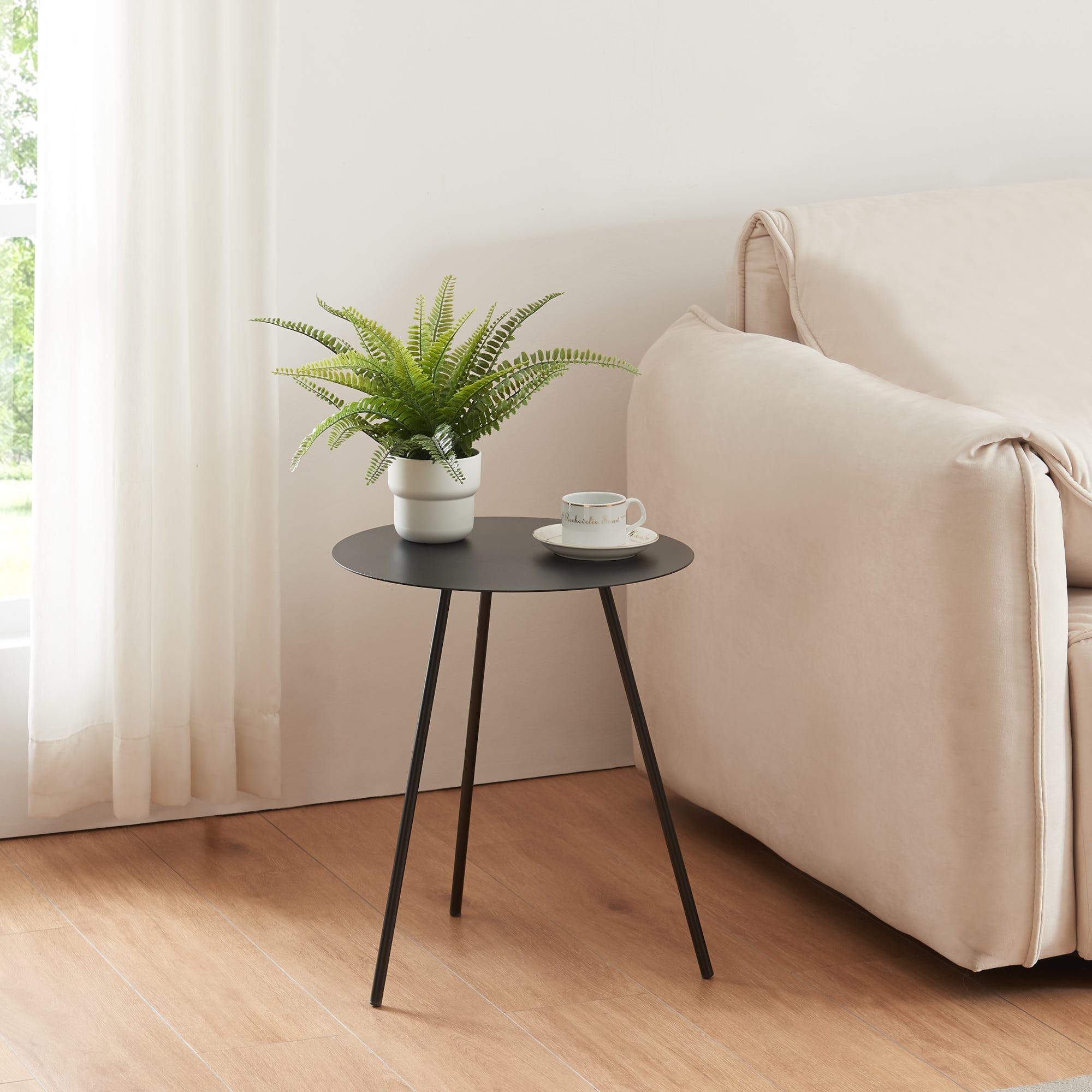 Table D'appoint Métal Noir Design élégant Et Pratique 72 X 46 X 66 Cm Noir Metal 91849018 Table D'appoint Métal Noir Design élégant Et Pratique 72 X 46 X 66 Cm Noir Metal 91849018