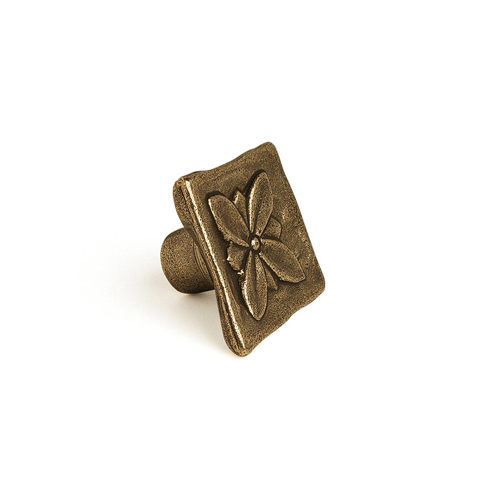 BLÍSTER COM 4 PUXADORES METÁLICOS PARA MÓVEIS, ACABAMENTO COURO ENVELHECIDO MOD.1119. 33x33mm. REI - 8