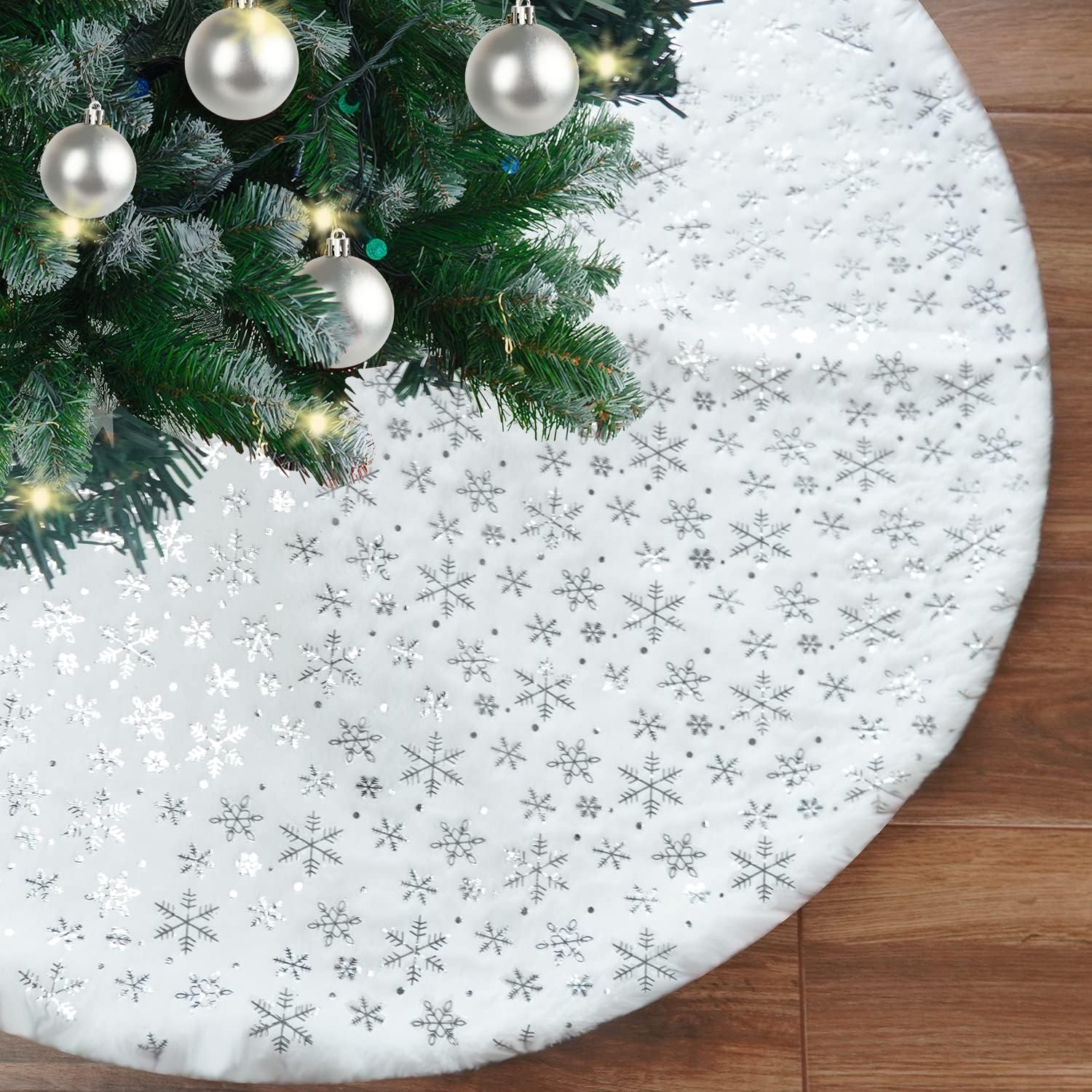 Saia para árvore de Natal, base para árvore de Natal, tapete para árvore de Natal, lantejoulas de floco de neve prateadas (branco, 150 cm) - 6