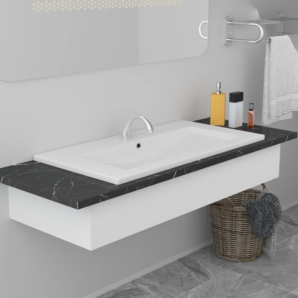 Lavabo empotrable de 91 x 39,5 x 18,5 cm, cerámica blanca.