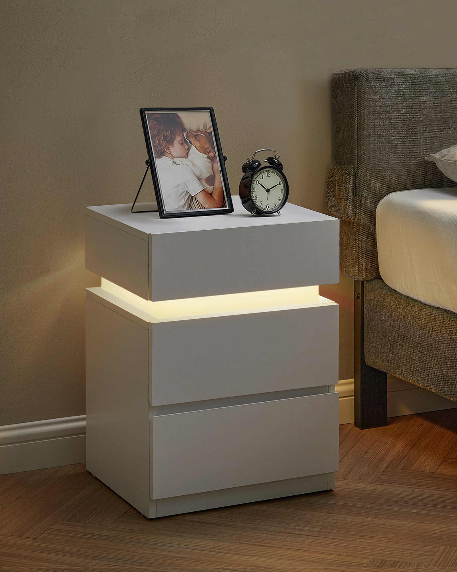 Juego de 2 Mesitas de Noche con Luz LED Multicolor, 3 Cajones, Estilo Moderno, 35 x 40 x 55 cm, Blanco - 3