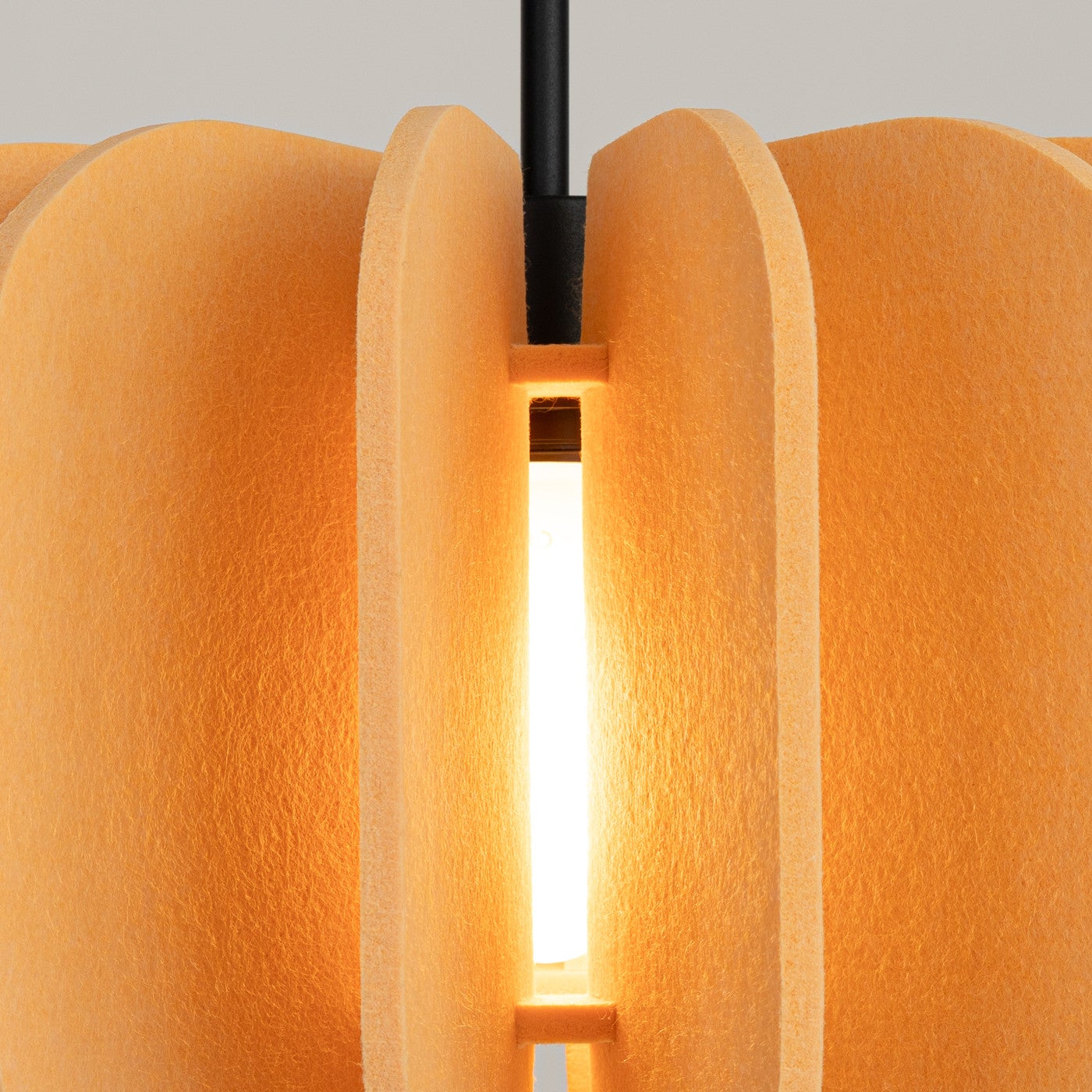 Lampa sufitowa filcowa MULA czarno-żółta 1xE27x40W filc wym:146x45x45cm IP20 Sollux Lighting - 5