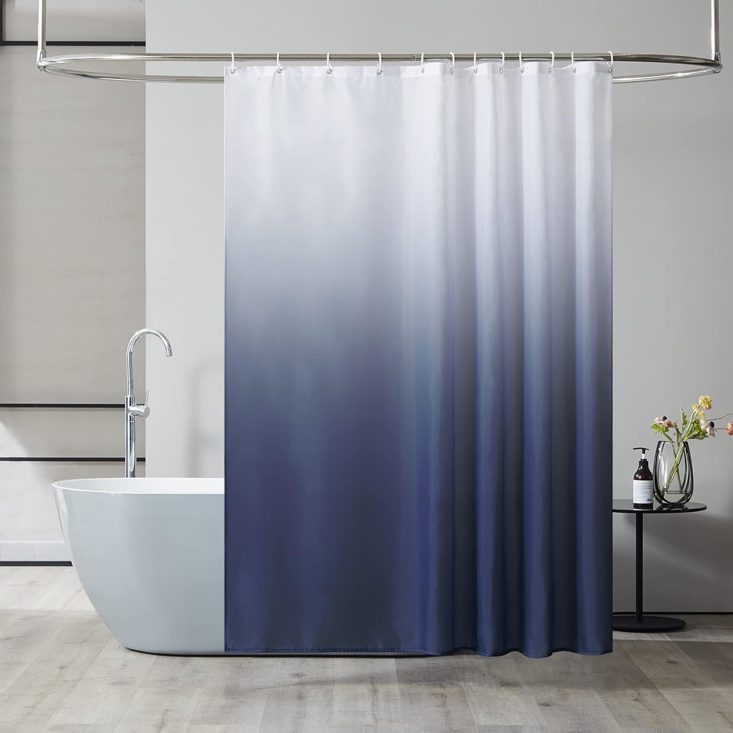 Zasłona prysznicowa Ombre, wodoodporna i odporna na pleśń, z haczykami, 240 x 200 cm (Ombre Blue)