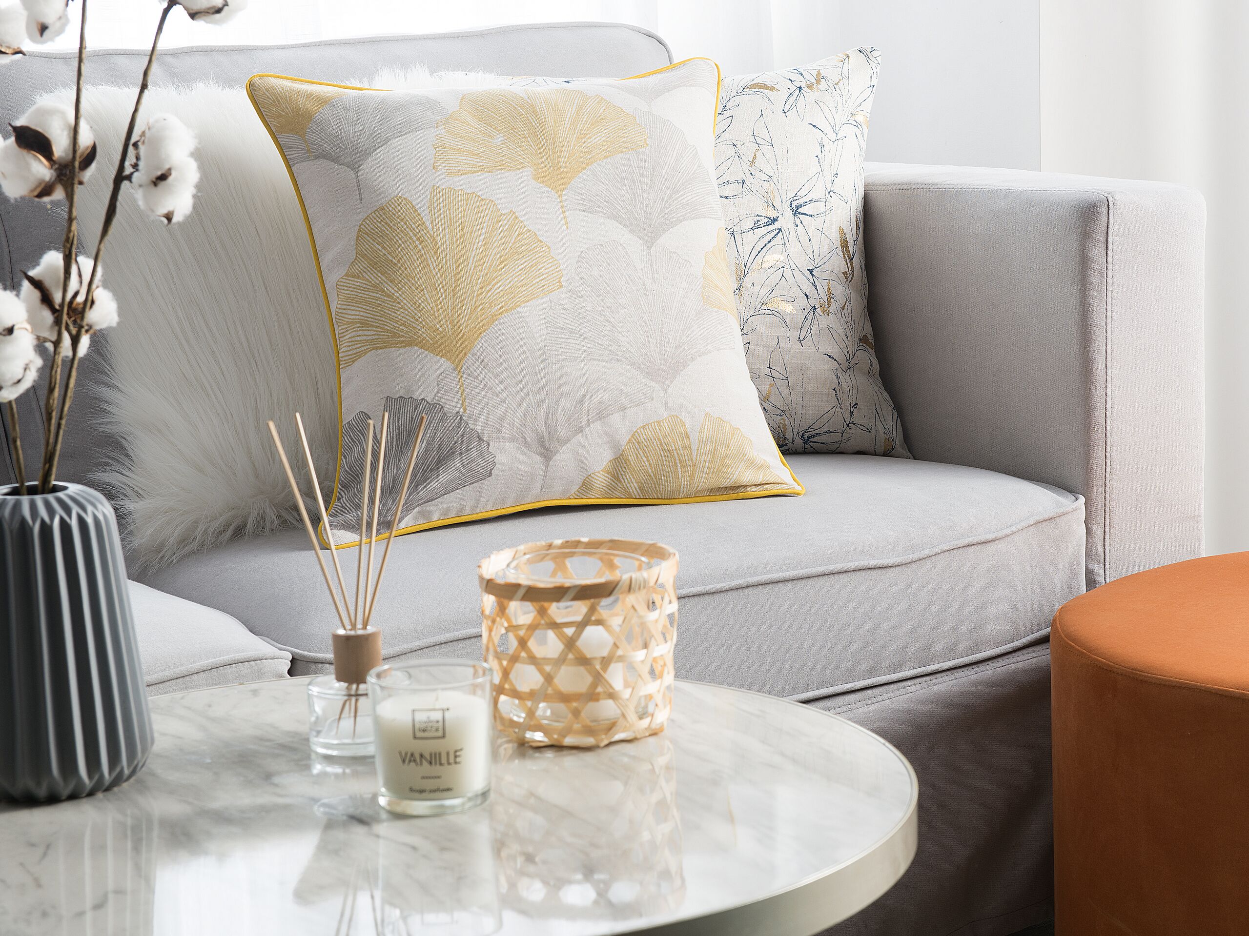 Set di 2 cuscini CANDYTUFT 45 x 45 cm Giallo Trama di piante - 2