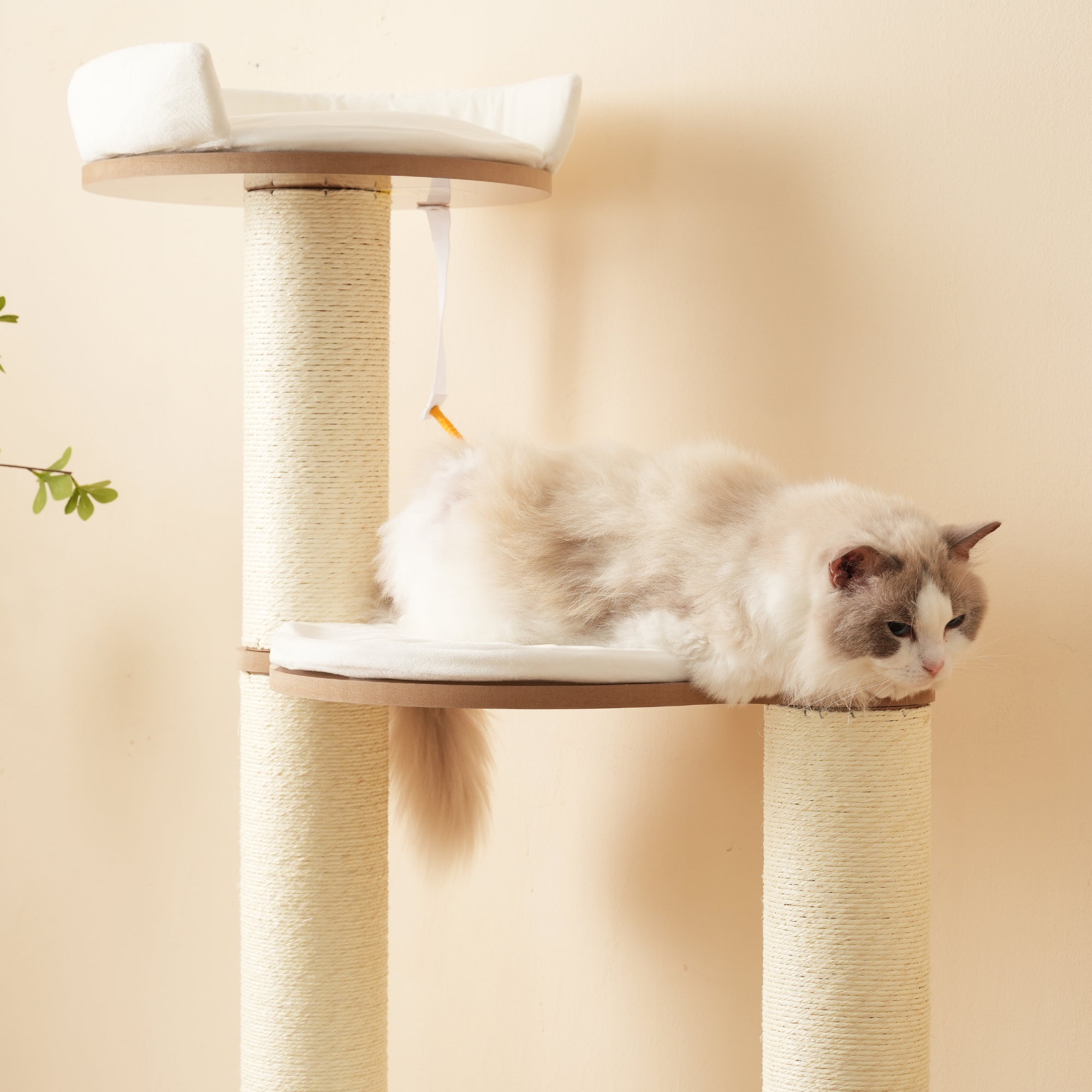 Arbre à chat avec 3 plateformes, 1 niche et coussins - 60 x 48 x 135 cm - Cadre en MDF - Marron - 6