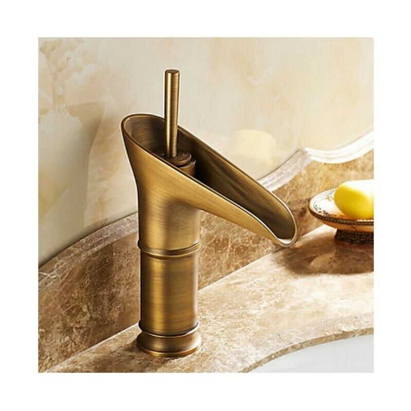 Mosiężna bateria umywalkowa z wylewką typu wodospad o antycznym wyglądzie