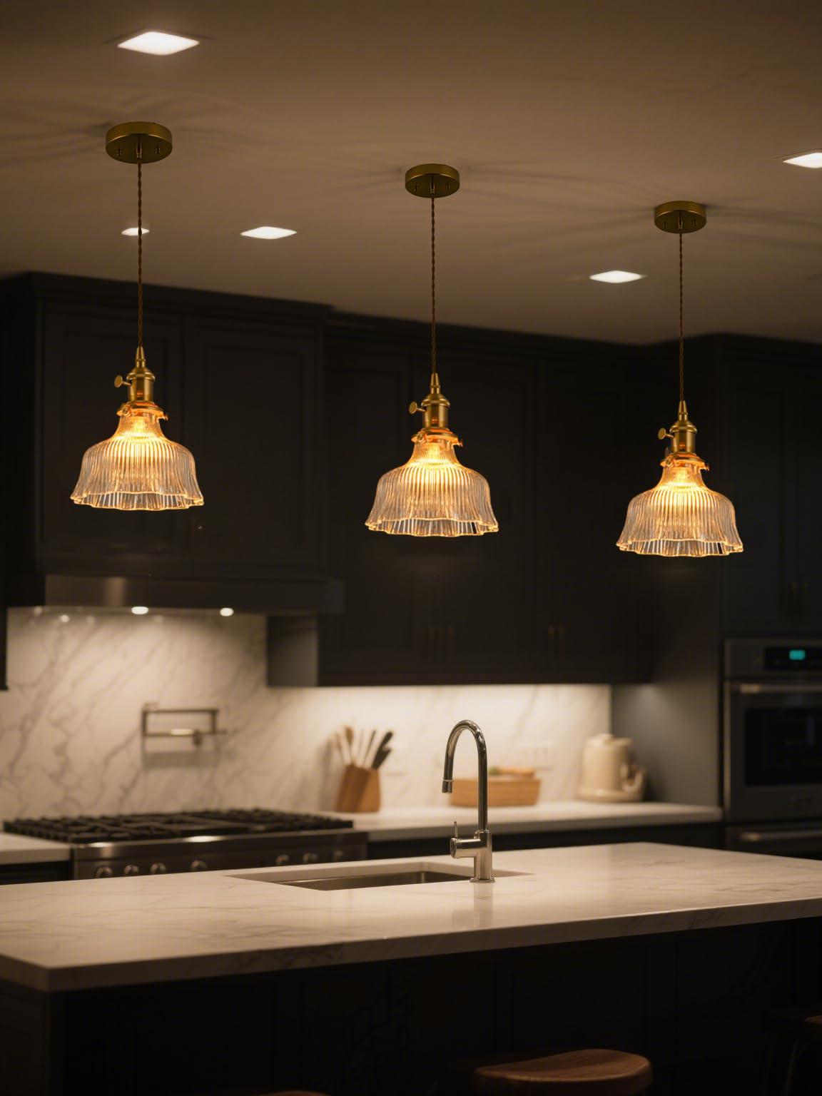 Szklany żyrandol do sypialni w stylu retro z kloszem, 18 x 20 cm, przezroczysty, 220 V, oprawka E27 (brak w zestawie), podstawa 12 cm - 7