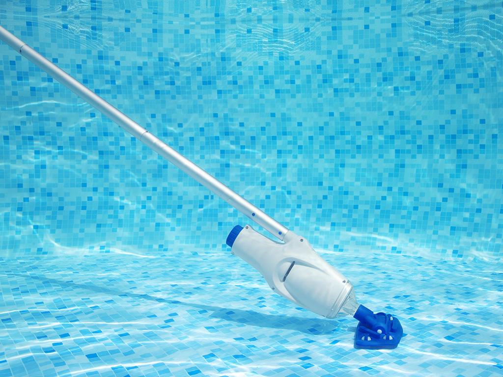 Aspirateur balai sans fil rechargeable NATUNA de BESTWAY pour piscines — free download