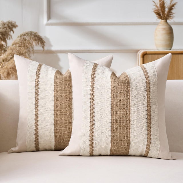 Lot de 2 Housses de Coussin Beige 60x60cm, Texture Tissée Rayée Boho, Décoration Moderne pour Canapé et Chambre (Sans coussin)