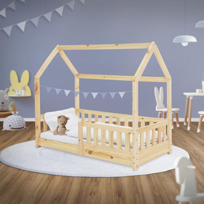 Lit cabane enfant 70x140 cm naturel en bois massif avec matelas, toit et sommier à lattes, couchage au sol maisonnette chambre | Leroy Merlin