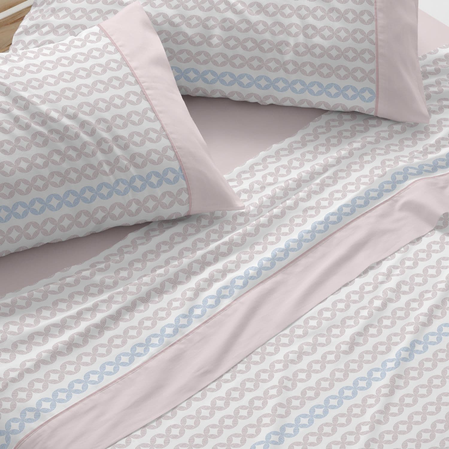 Juego de sábanas burrito blanco diseño 542 , 50% algodón- 50% poliéster ancho de 105 cm en color nude