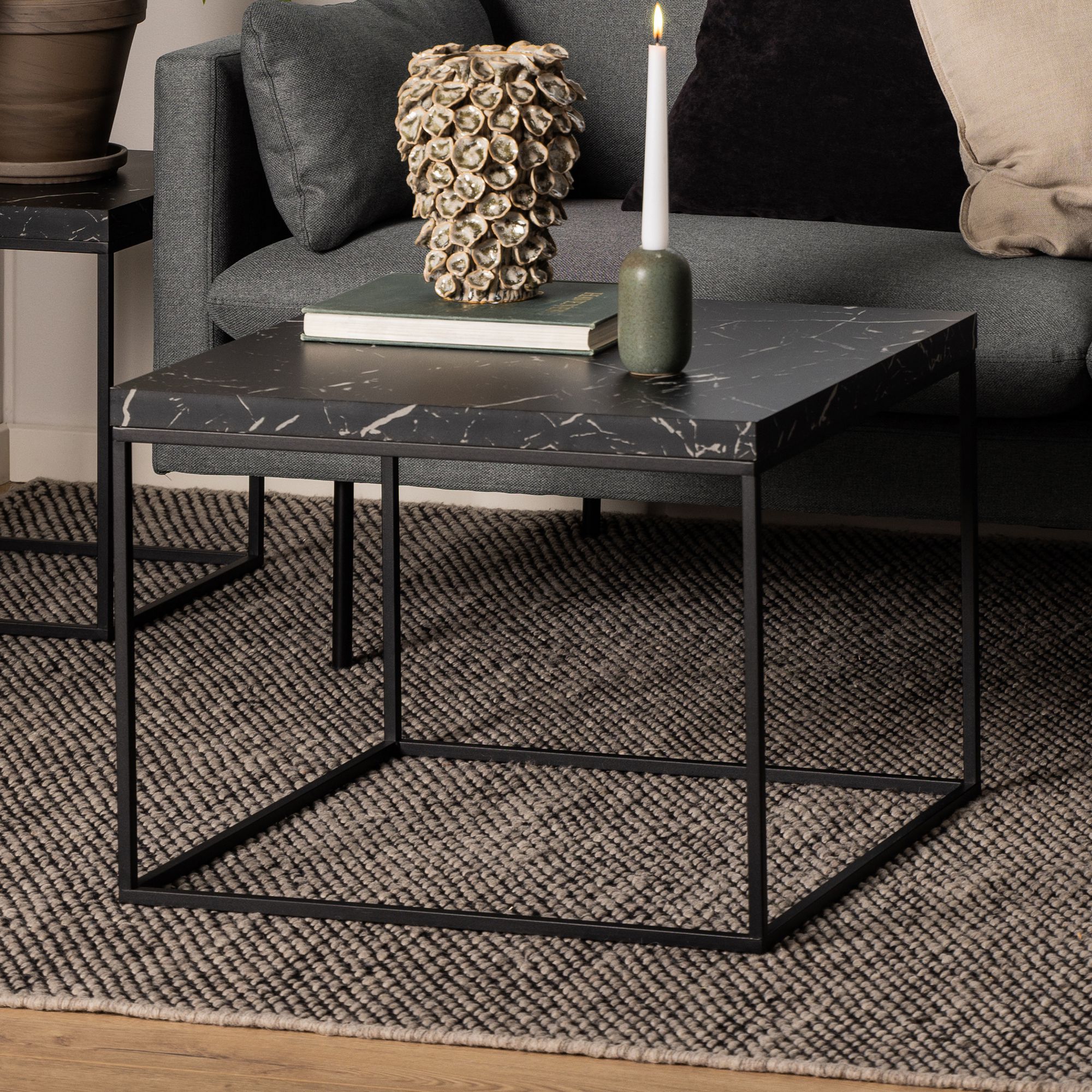 Barossa stolik kawowy 60cm marmurowy dekor czarny.