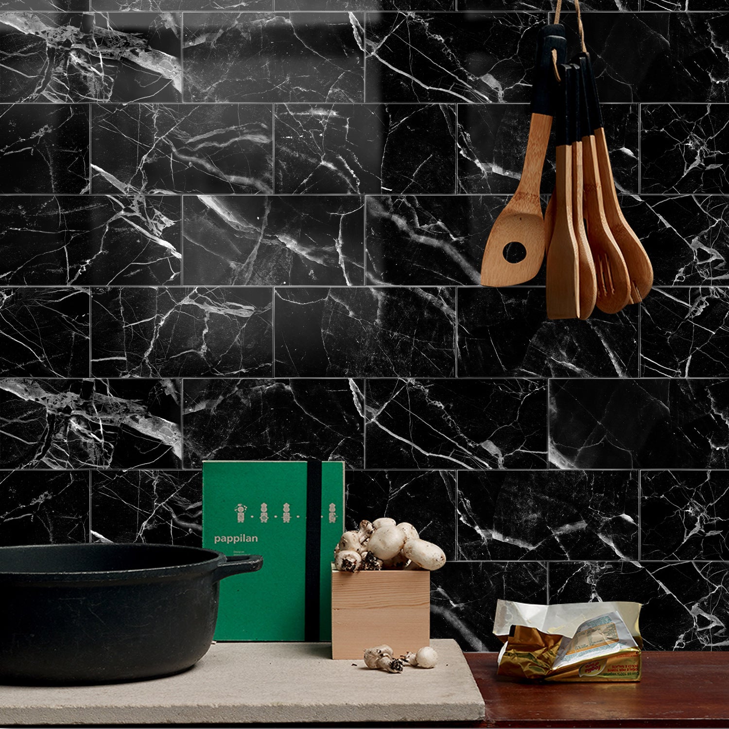 Piano Protezione Cucina 3D Imitazione Marmo Nero - Set di 16 Pannelli Decorativi Impermeabili e Anti-Umidità per Cucina, Bagno - 8