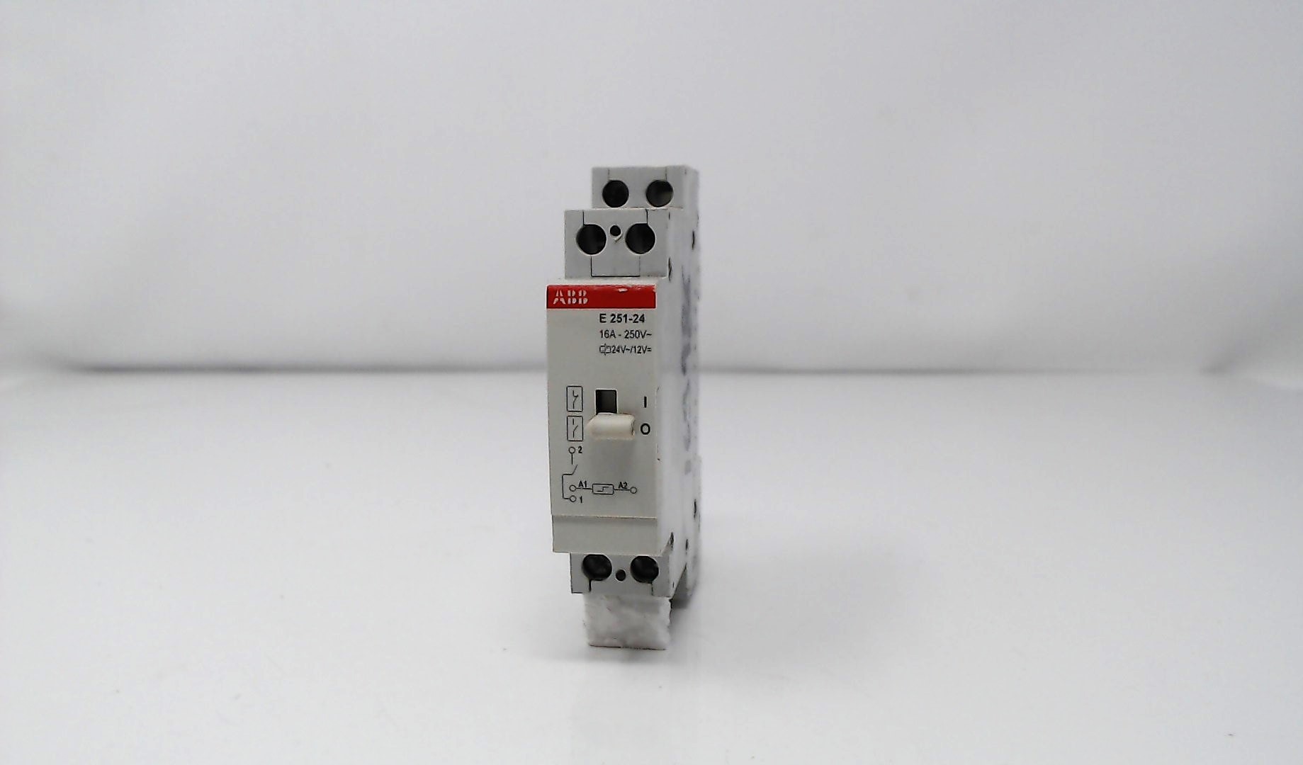 Abb e251-24 rele' passo-passo 16a 1na 1 modulo ea 074 3 | Leroy Merlin