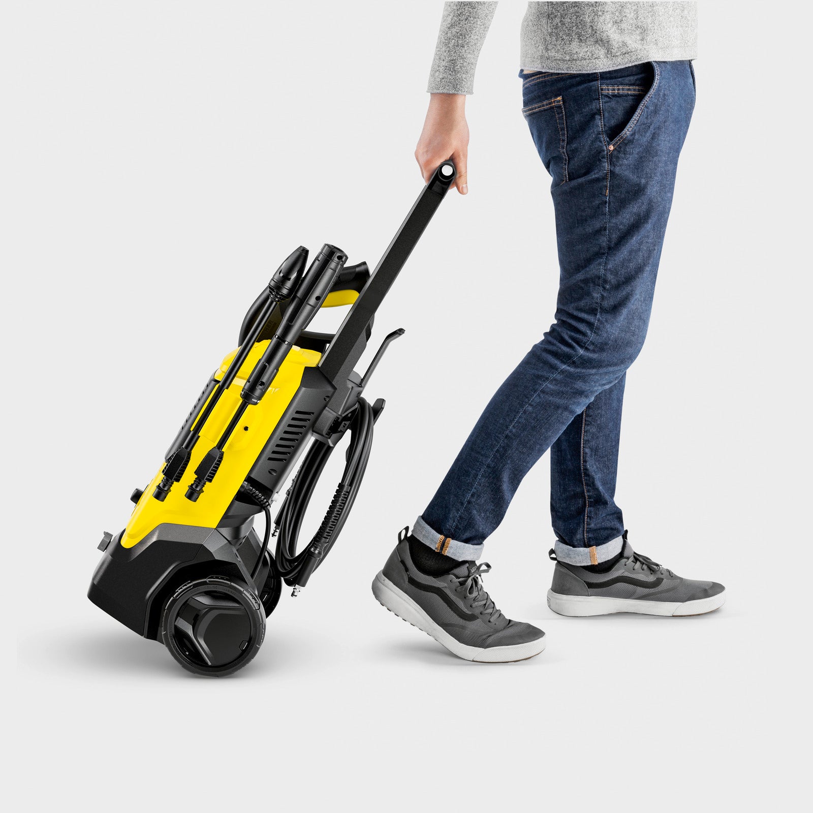 Nettoyeur haute pression Karcher K 4 FJ Home - 130 bars - 420 L/h - canon à mousse, brosse terrasse, détergent pierre et detergent universel - 4
