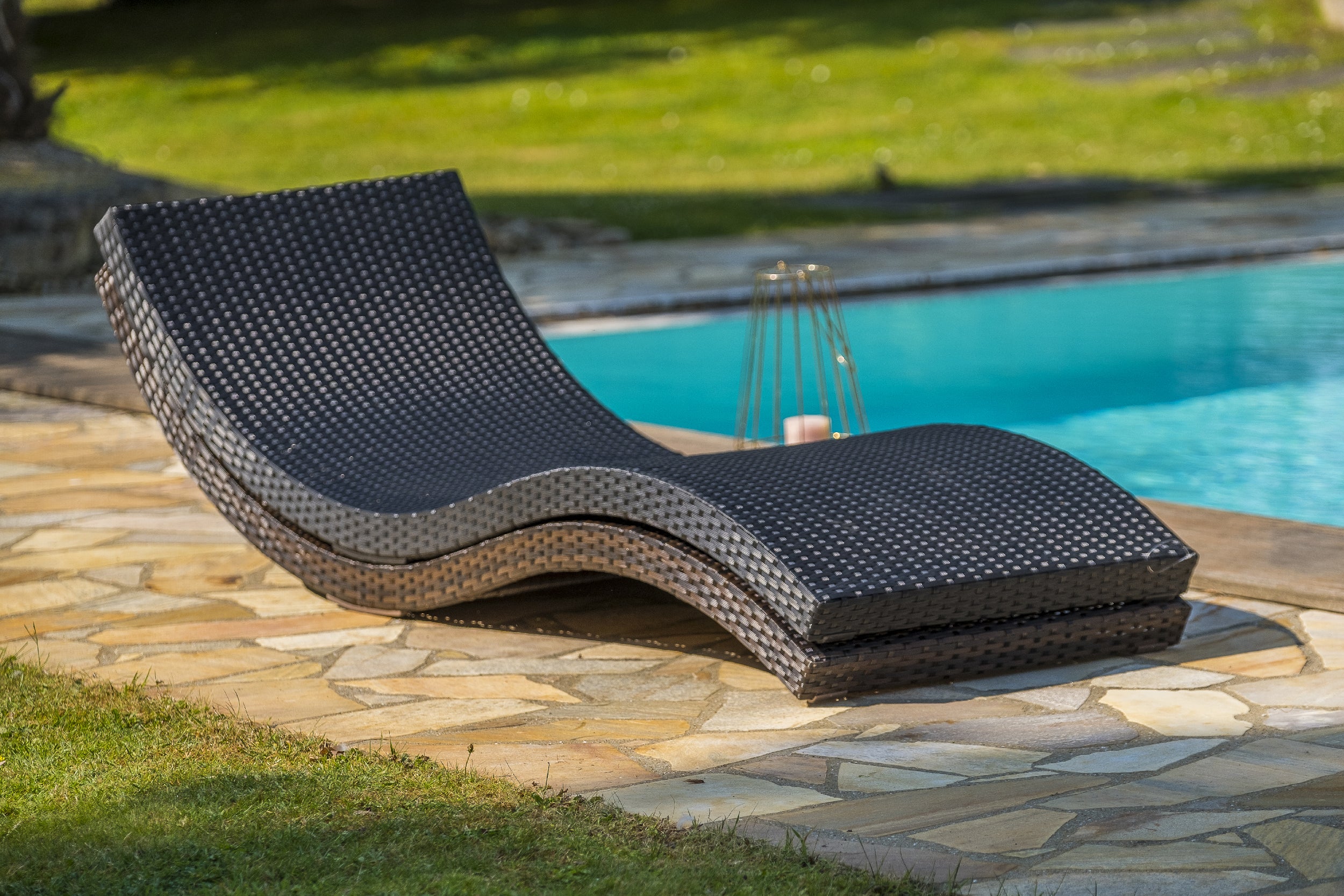 Bain de soleil en résine tressée chocolat CANCUN - DCB GARDEN - 3