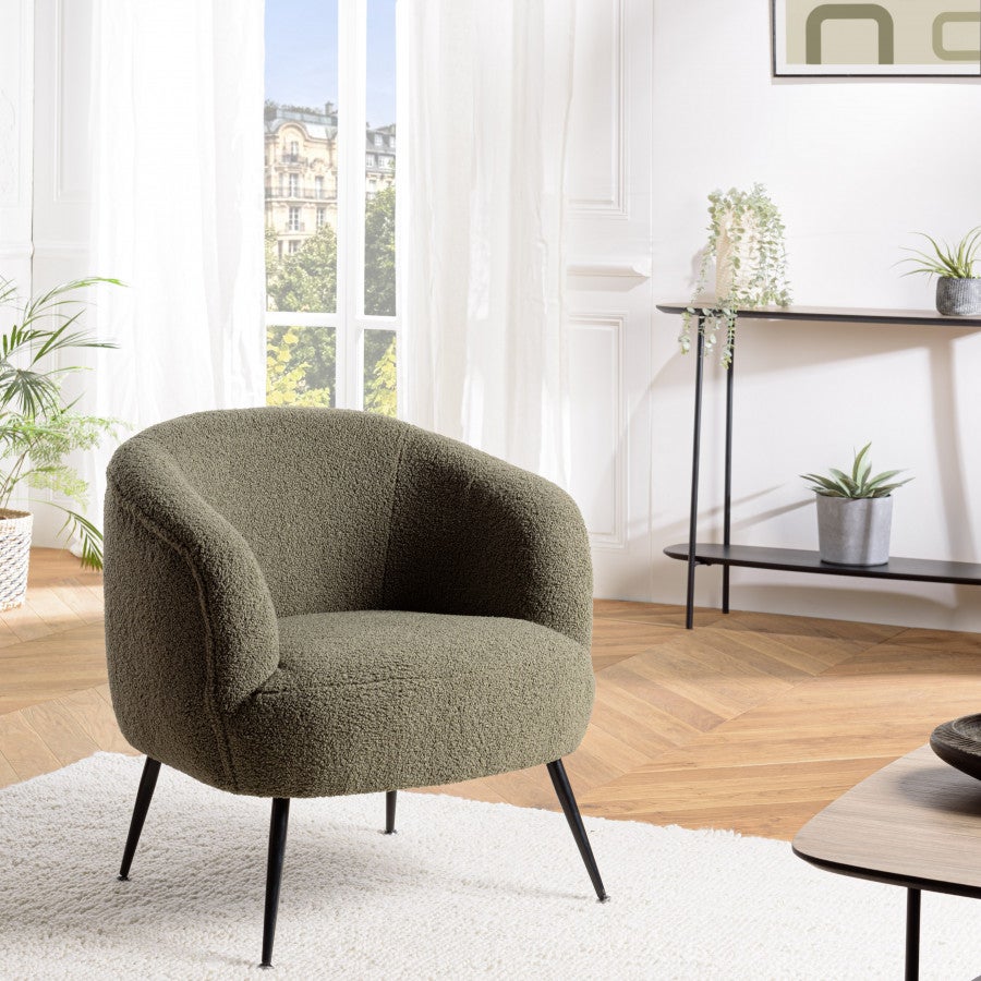Albane- acogedor sillón de tela de bouclette verde caqui con patas de metal