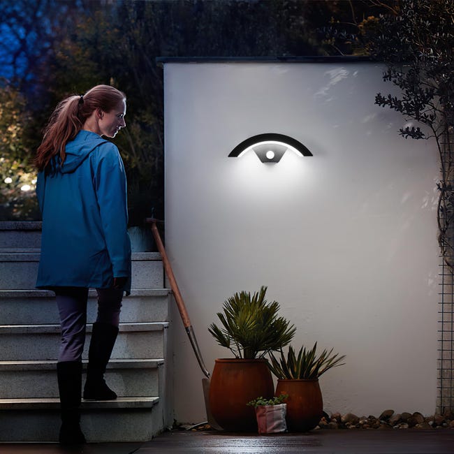 Applique murale LED avec détecteur de mouvement, applique murale intérieure/ extérieure 12W, faisceau lumineux réglable haut et bas, blanc chaud, IP65 | Leroy Merlin Applique murale LED avec détecteur de mouvement, applique murale intérieure/ extérieure 12W, faisceau lumineux réglable haut et bas, blanc chaud, IP65 | Leroy Merlin