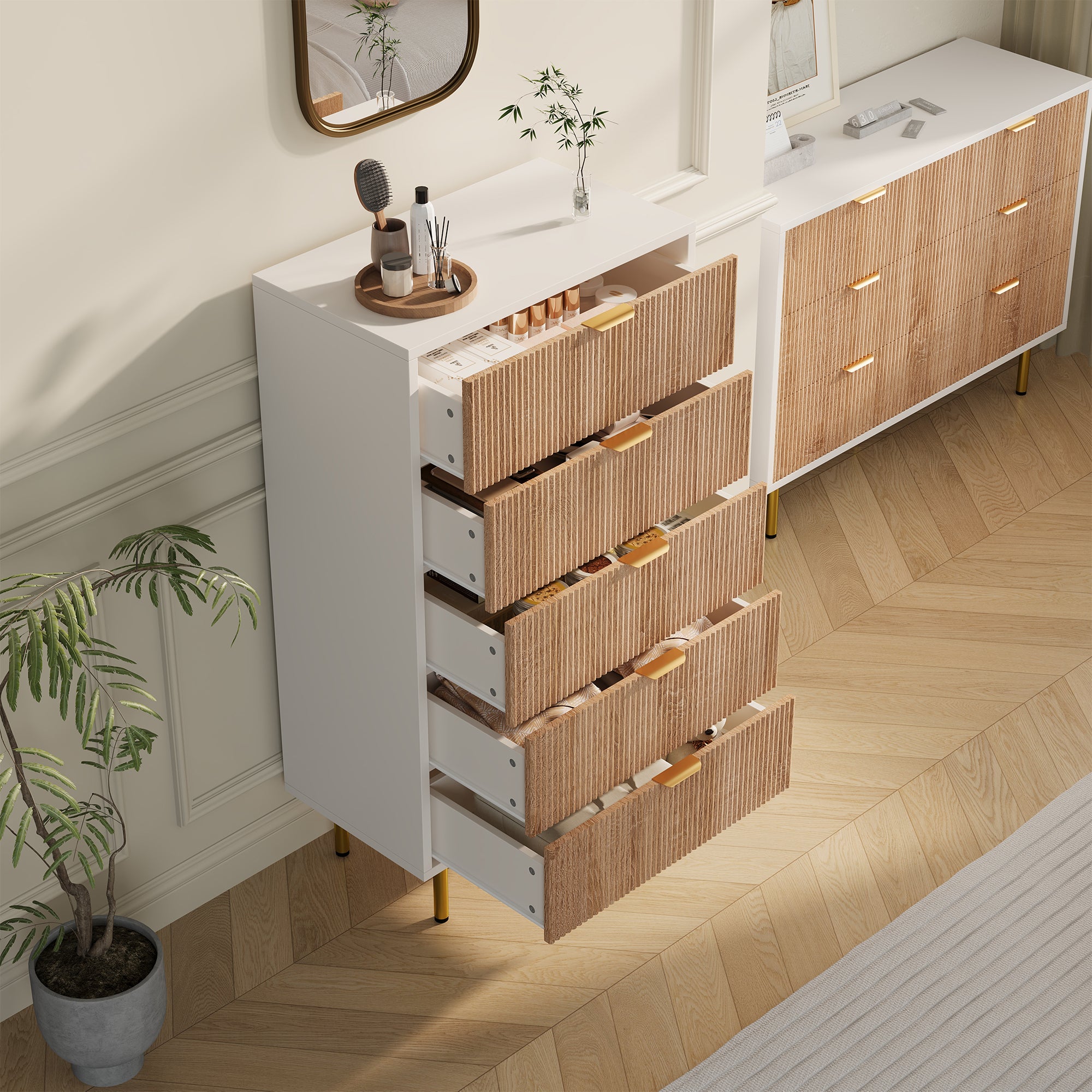 Commode 5 tiroirs finition rayée, Chiffonnier, Poignée dorée et Jambes dorées - design bicolore - L60 x l34 x H109 cm - couleur bois naturel - 2