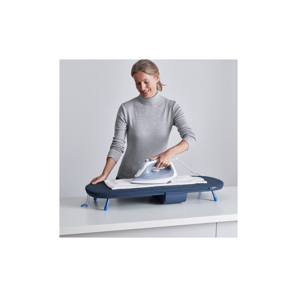 Table à repasser JOSEPH JOSEPH Pocket Plus pliable - 2