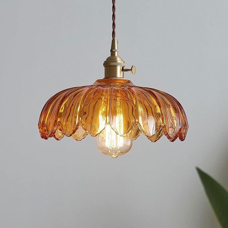 Candelabru din sticlă în stil pastoral retro, fără sursă de lumină, culoare verde chihlimbar și mărar