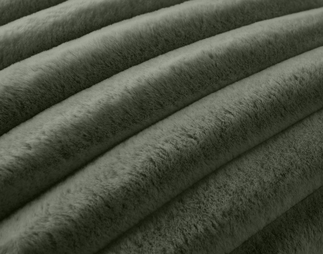 Coussin en fausse fourrure côtelée vert 60 x 60 cm - SIERRA - Best Mobilier - 2